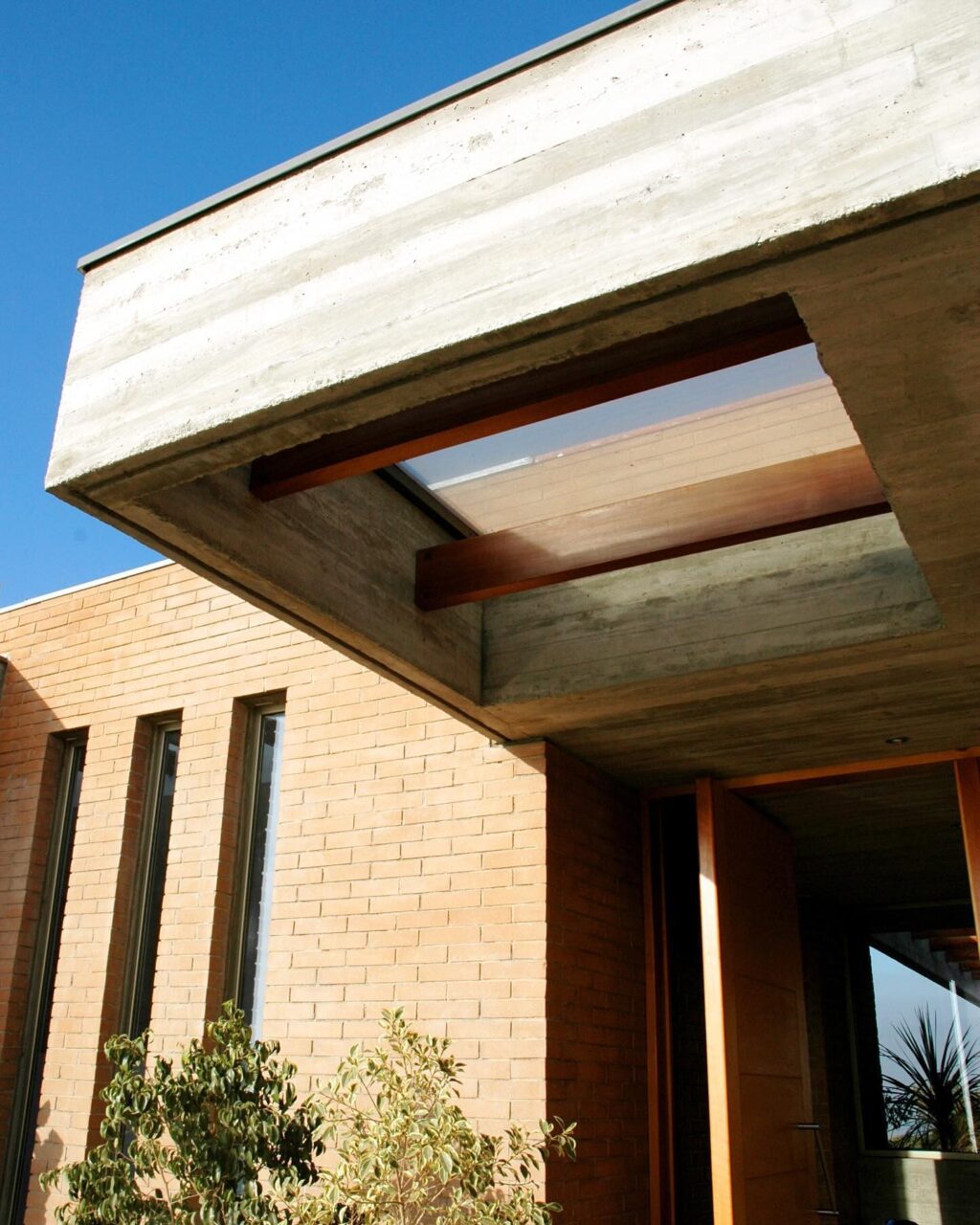 Instagram post from costa_arquitecto. This post is in position 3.